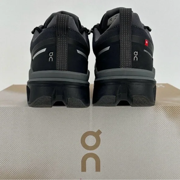 On Running Men's Cloudwander Waterproof Hiking Shoes size 9.5 Black/Graphite - Picture 3 of 6